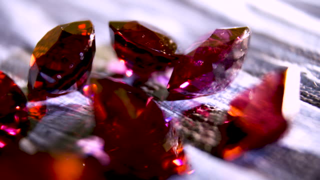 What Is The Difference Between Pink Sapphires And Rubies?